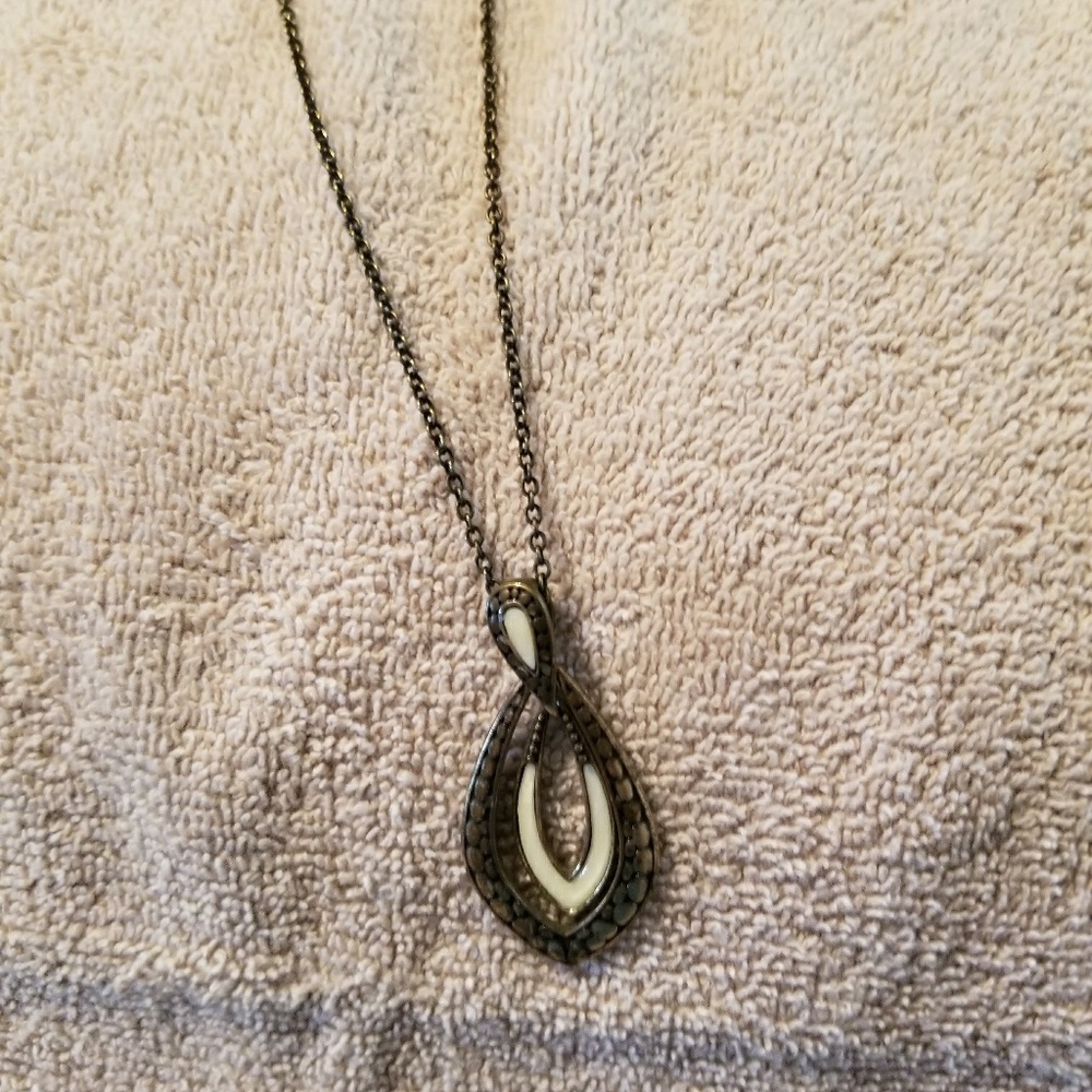Lia Sophia necklace